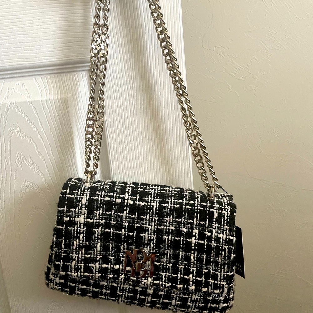 SOLD! NWT Badgley Mischka Crossbody Purse - Picture 3 of 7